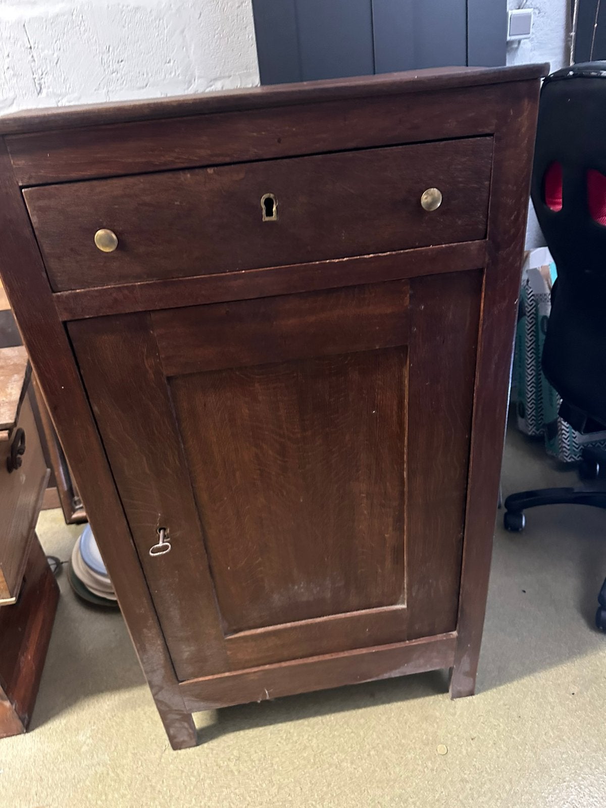 Meuble de rangement, Ophalen