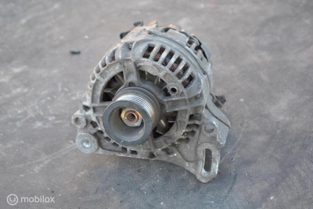 Dynamo Seat Ibiza 6L 1.4  ('02-'09) 037903025G, Gebruikt, Ophalen of Verzenden, Seat, Seat