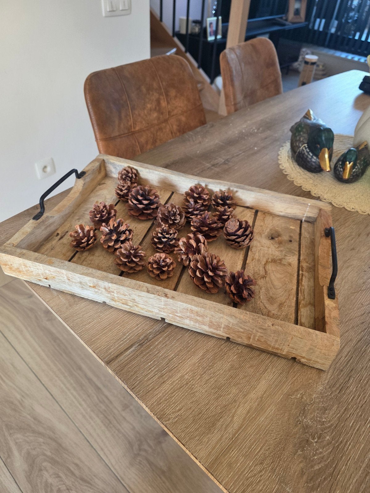 Houten dienblad, Ophalen