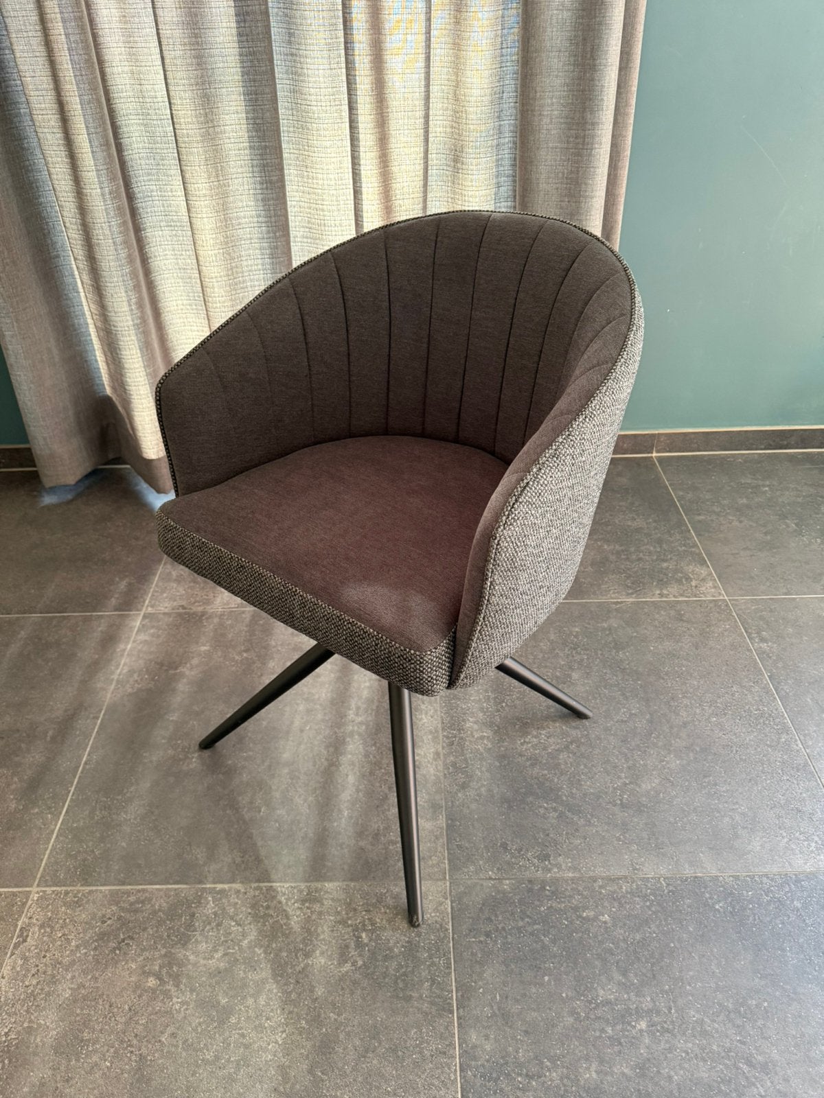 4 draaibare eetkamerstoelen, Ophalen, Nieuw, Vier, Modern