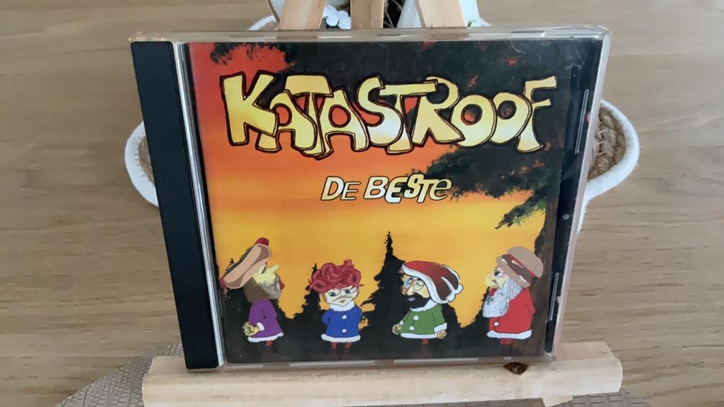 Cd Katastroof, Ophalen of Verzenden, Zo goed als nieuw