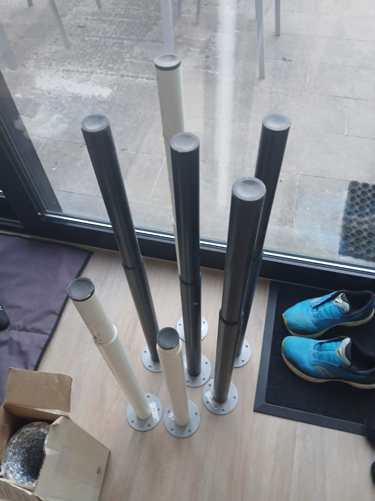Ikea Olov tafelpoten, Enlèvement