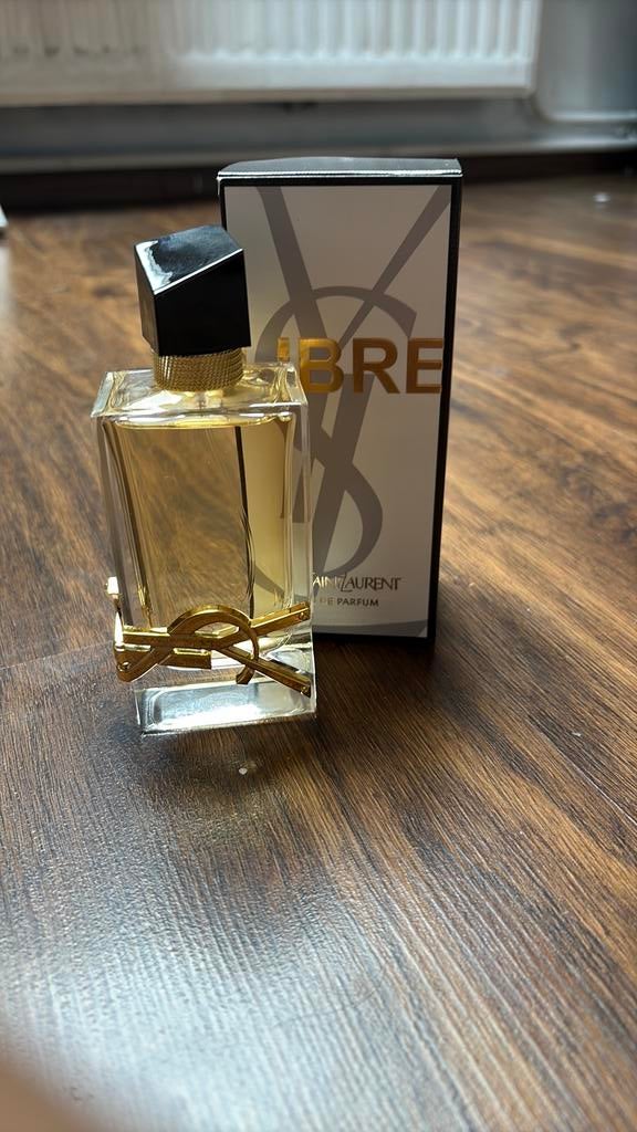 Parfum Libre de Yves-Saint-Laurent, Envoi, Comme neuf