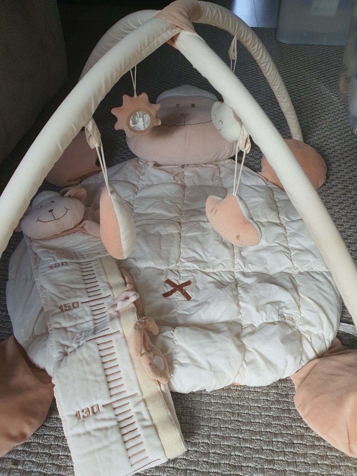 Tiamo speelkleed met groeimeter schaap, Ophalen