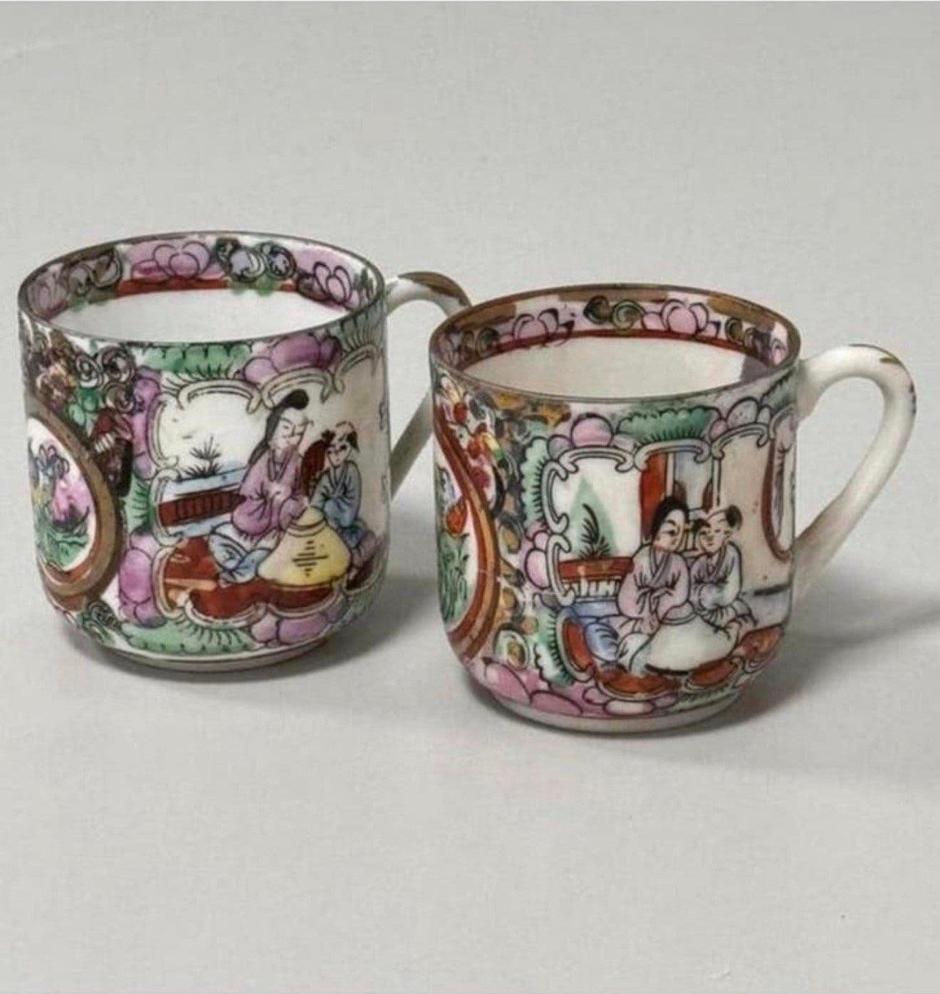 2 tasses à thé rose chinoise antique tasses à en porcelaine, Antiquités & Art, Enlèvement ou Envoi