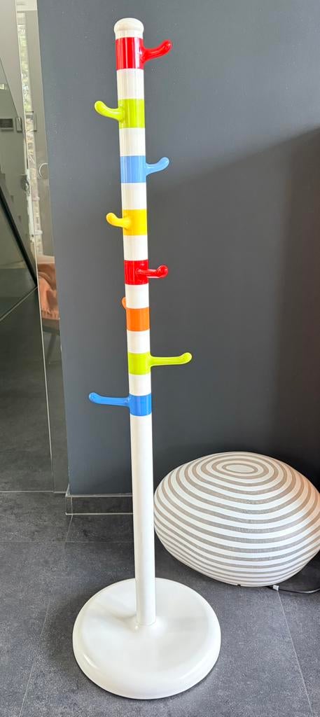 Krökig kapstok Ikea, Huis en Inrichting, Woonaccessoires | Kapstokken, Gebruikt, Kinderkapstok, 100 tot 150 cm, Kunststof, Ophalen of Verzenden