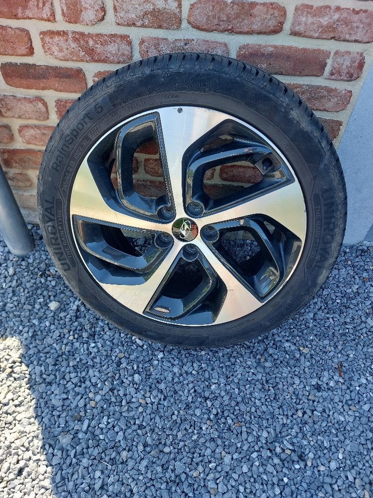 Jante 19 pouce hyundai tuscon, Enlèvement