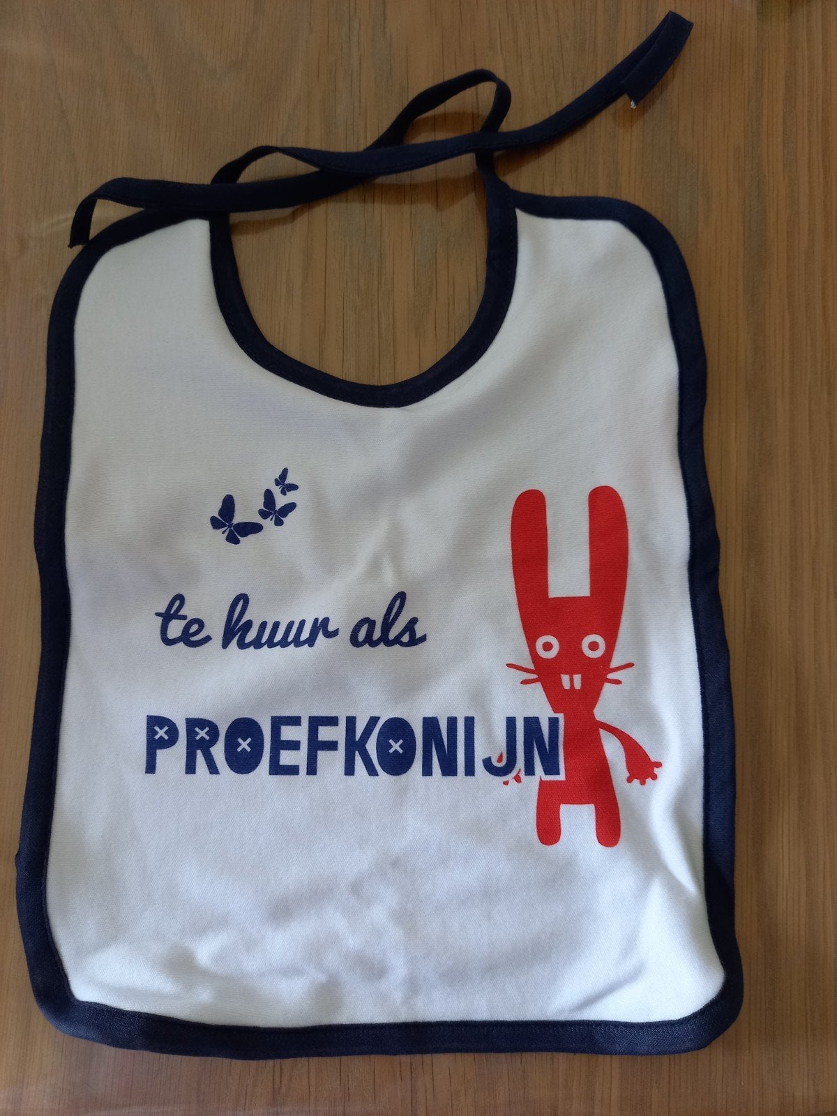 2 nieuwe humoristische slabbetjes BZN in een doosje, Kinderen en Baby's, Babyvoeding en Toebehoren, Ophalen of Verzenden