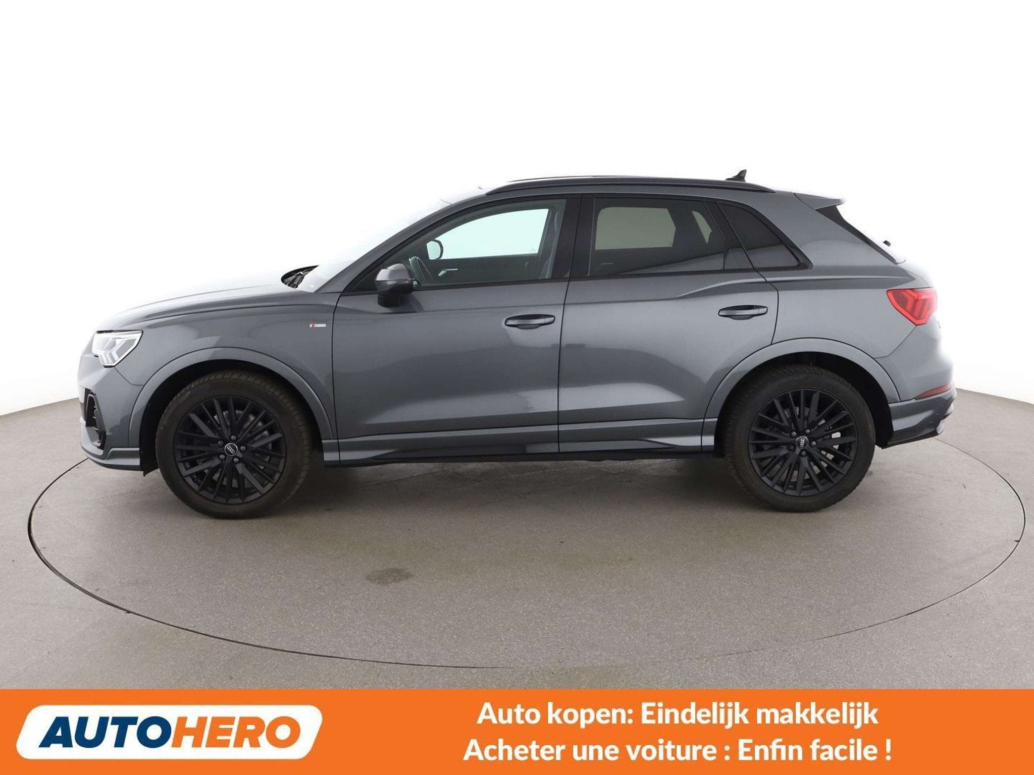 Audi Q3 40 TFSI quattro S line (bj 2019, automaat), Auto's, Automaat, Lichtsensor, Gebruikt, Euro 6