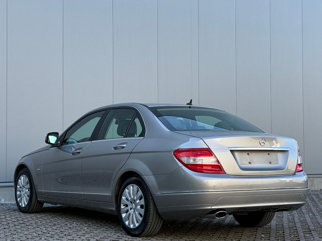 Mercedes-Benz C 220 CDI Park.Sensor Elek.Zetels Dig.Airco, Auto's, Mercedes-Benz, Voorwielaandrijving, Zwart, 4 cilinders, https://public.car-pass.be/vhr/f6810fb4-4d9d-4d9d-9ebd-87008231f5db