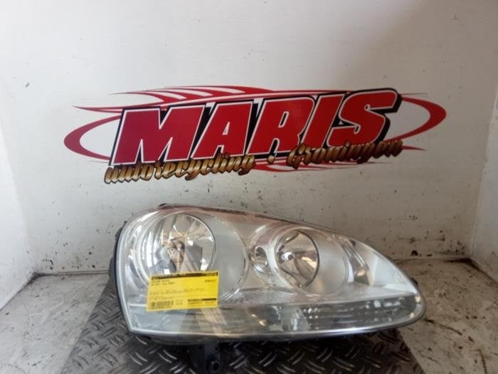 Phare droit d'un Volkswagen Golf, -, Volkswagen, -, 3 mois de garantie