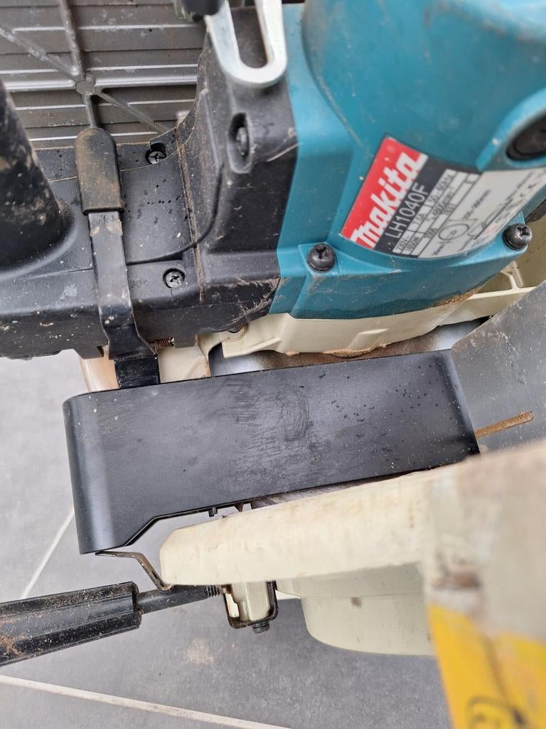 Tafel zaag prefect staat, Ophalen