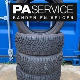4x Yokohama winterbanden 225 50 18 met 7,8 mm, Auto-onderdelen, Banden en Velgen, 18 inch, Gebruikt, -, -
