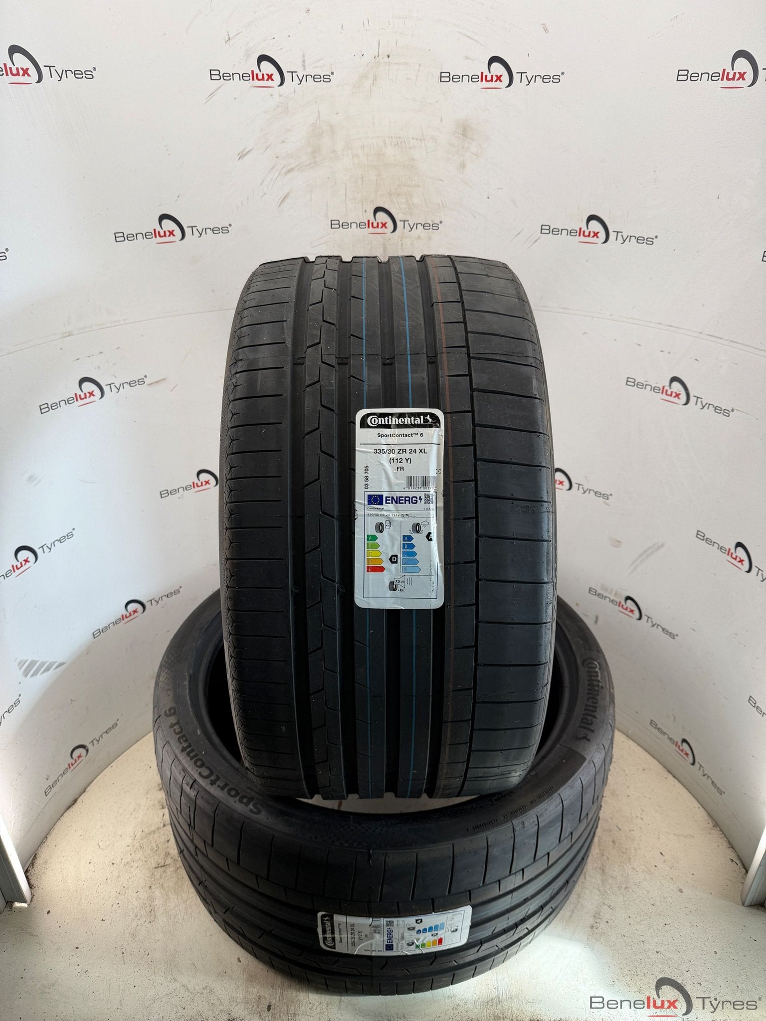 nieuw 335/30ZR24 335/30R24 335/30 ZR24 R24 335/30/24 3353024, -, 335 mm, -, Nieuw