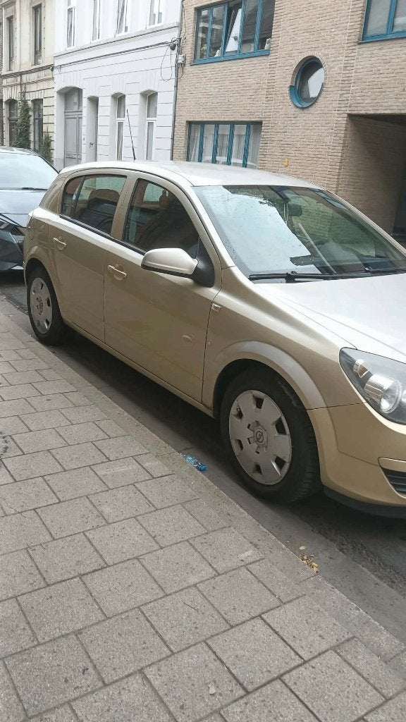Opel astra, Autos, Argent ou Gris, Achat, Boîte manuelle, 5 places