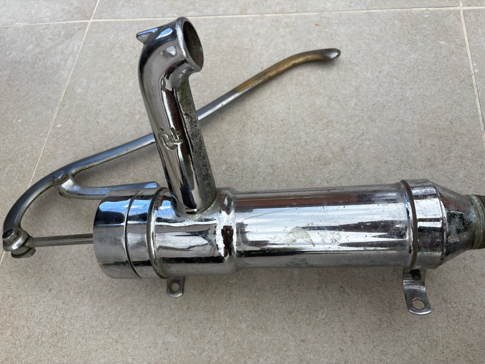 Ancienne Pompe a eau !, Enlèvement ou Envoi