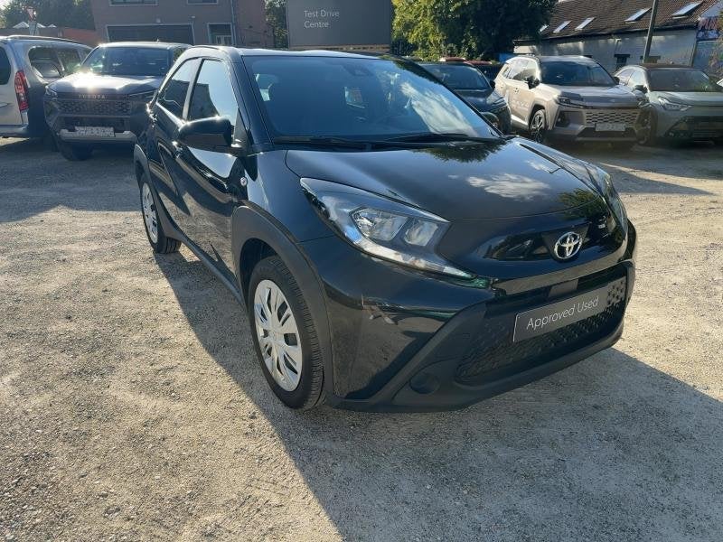 Toyota Aygo play, Auto's, Automaat, 72 pk, Zwart, 5 deurs