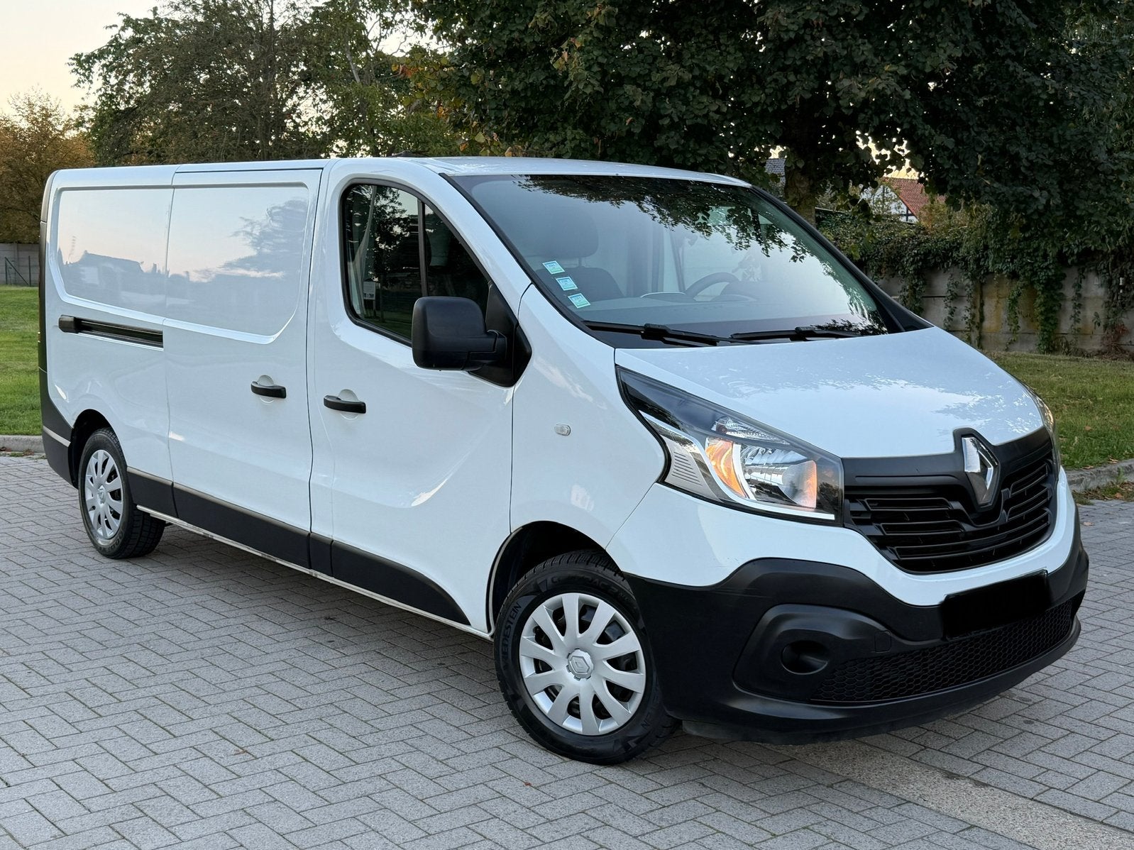 RENAULT TRAFIC 1.6DCI L2H1  APPROUVÉ POUR LA VENTE, Autos, Achat, Euro 6, Entreprise, Renault