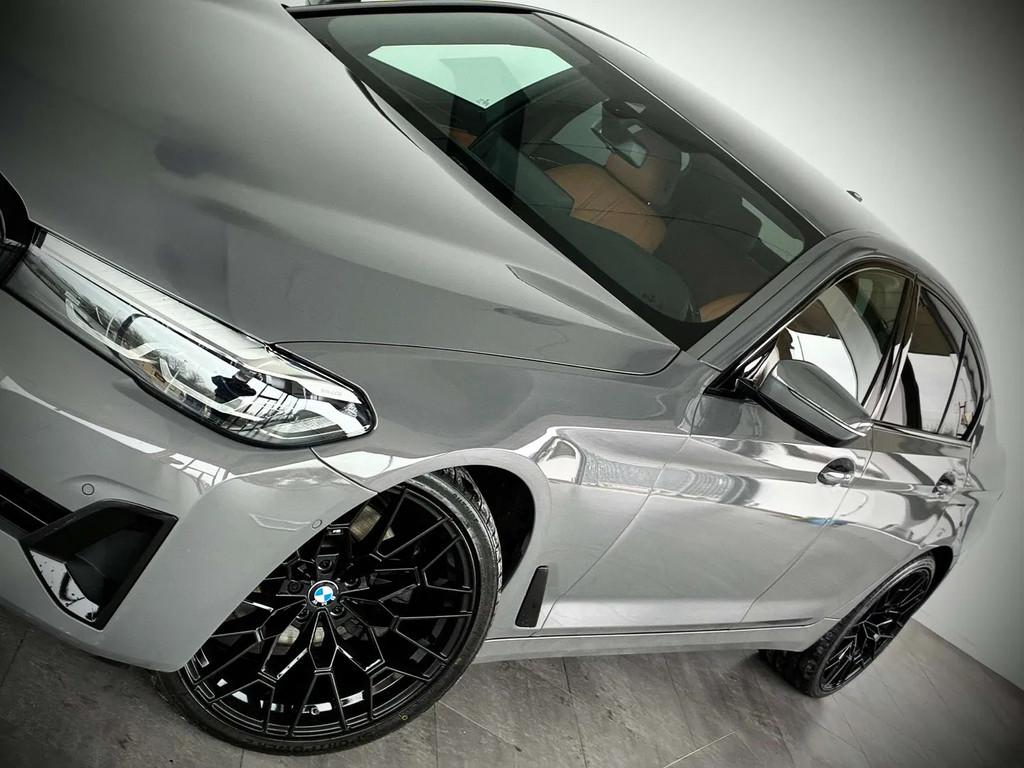 BMW 5 Serie 518 M-PACK STYLE-1ERPRO-COCKPIT-CUIR-CAM-CARPLAY, Autos, Cuir, Argent ou Gris, Entreprise, Détection des panneaux routiers