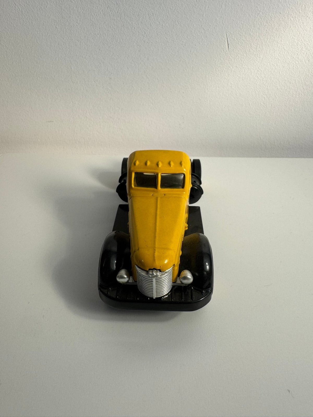 3x vintage truck modelauto Ertl Matchbox Dinky 1:43, Ophalen of Verzenden, Gebruikt, Bus of Vrachtwagen, Overige merken
