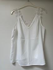 Topje (M/L) nieuw, Maat 38/40 (M), Wit, Nieuw, Ophalen of Verzenden