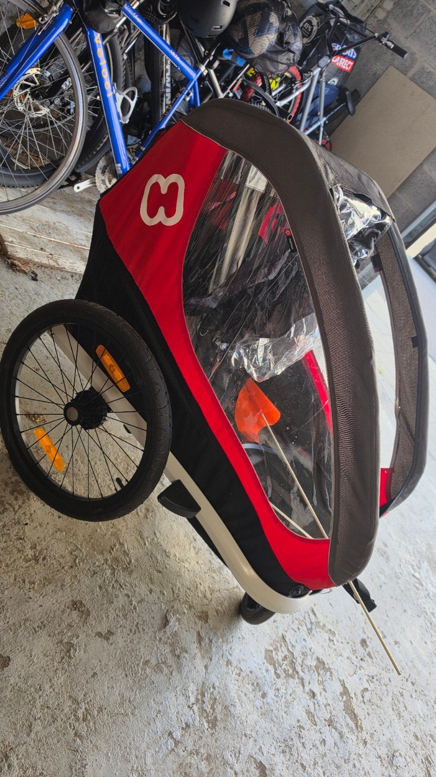Remorque à vélo/jogger Hamax pour enfants — Très bon état, Vélos & Vélomoteurs, Accessoires vélo | Remorques, Pliable, Comme neuf