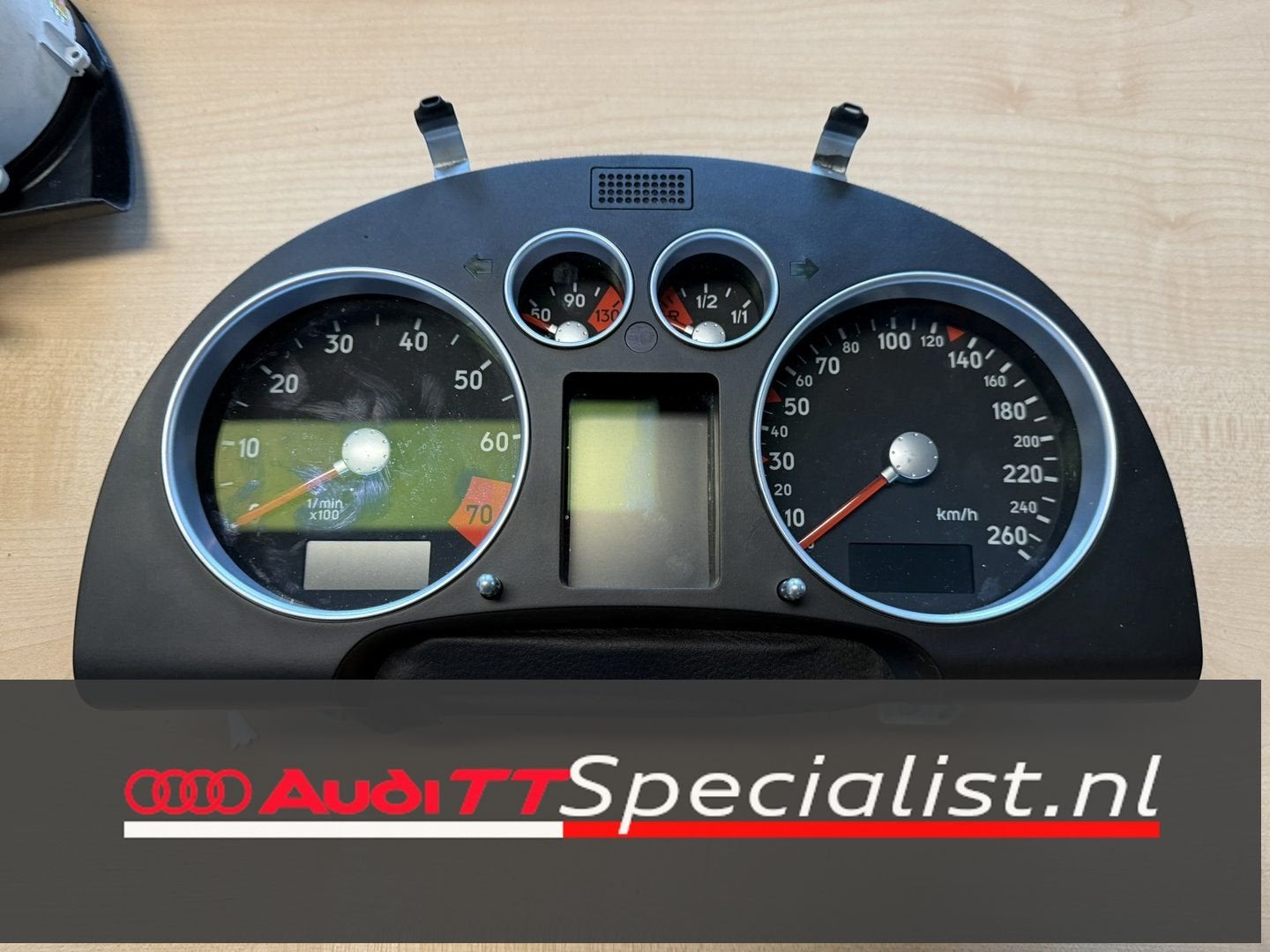 Tellerklok/ Instrumentenpaneel gereviseerd Audi TT 8N, -, Audi, Utilisé, -