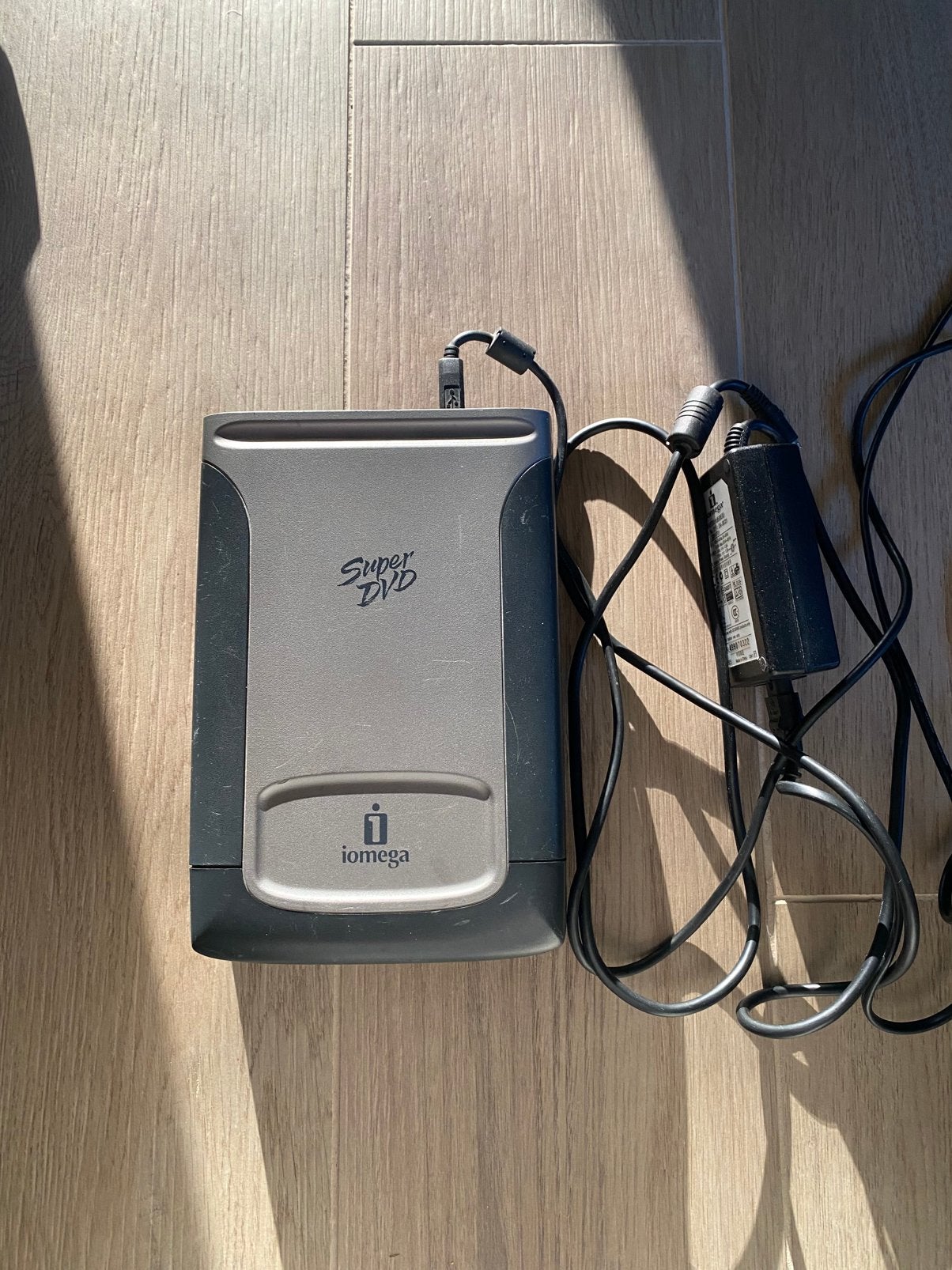 Iomega Super DVD DVDRW4224E2Q externe dvd-rw-drive, Audio, Tv en Foto, Ophalen of Verzenden, Gebruikt, Overige merken