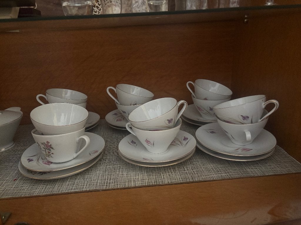 WINTERLING MARKTLEUTHEN BAVARIA 72-delig porselein servies, Enlèvement