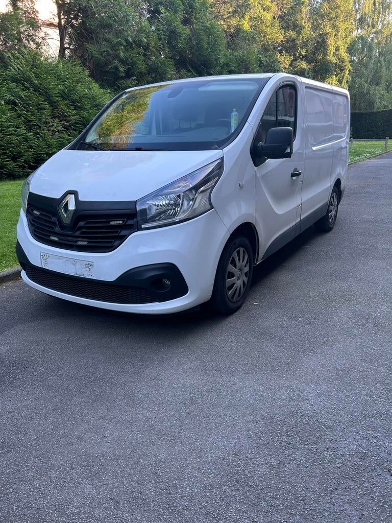 Renault trafic, Autos, Camionnettes & Utilitaires, Particulier, Achat, Renault