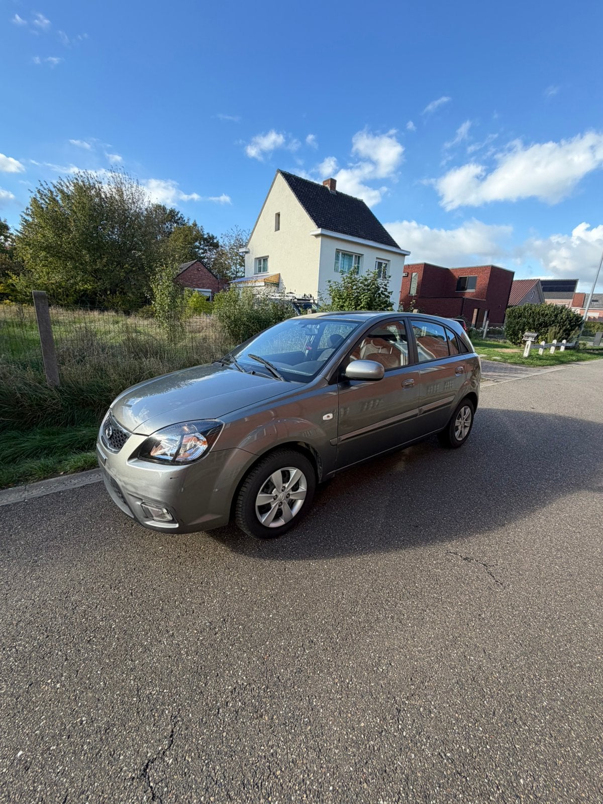 Kia Rio 1.5, Autos, Achat, Diesel, Particulier, Rio