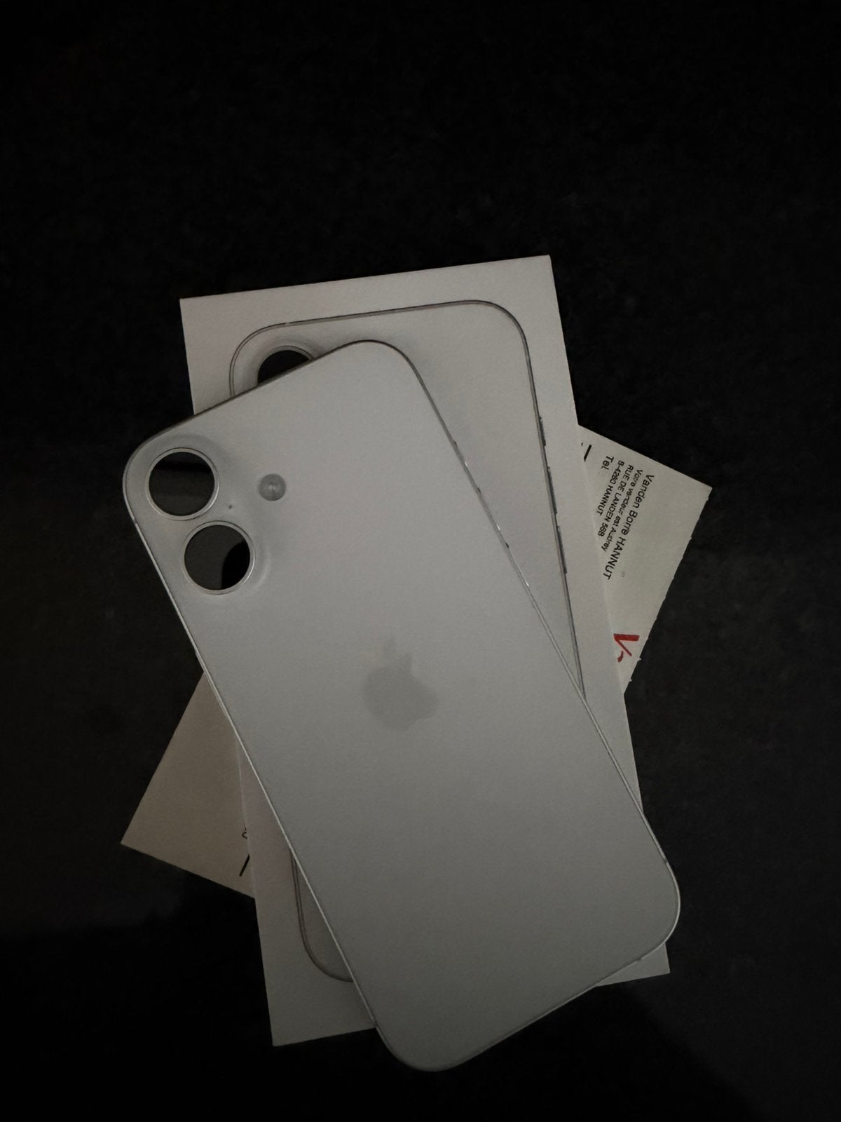 Iphone 17 direct beschikbaar!, Ophalen of Verzenden, Zo goed als nieuw, IPhone 17, Wit