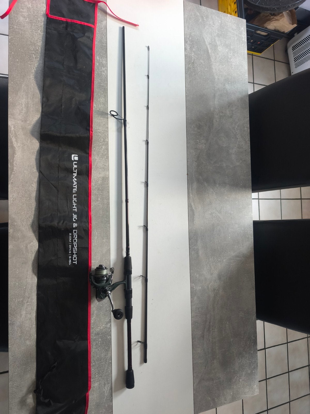 ultimate light jig & dropshot 2.10m 2delig 5-15g, Watersport en Boten, Ophalen, Zo goed als nieuw, Complete set