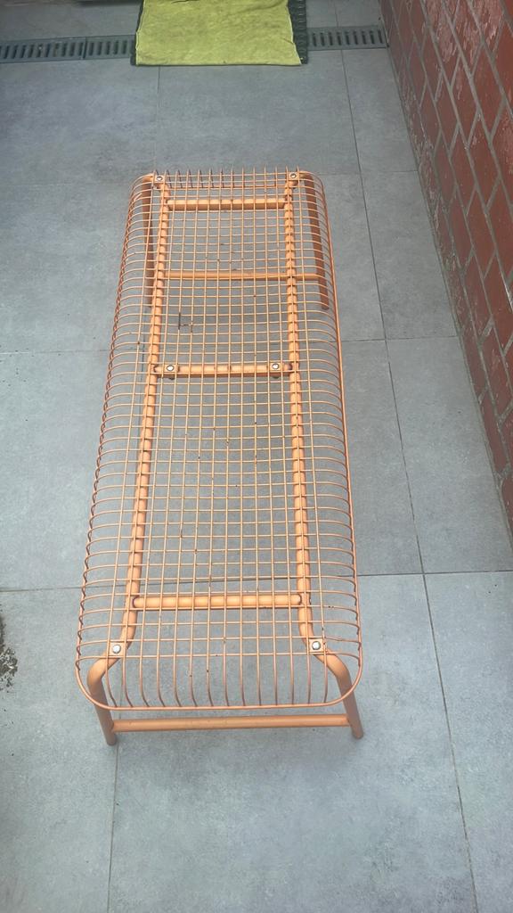 Ikea Vasteron ijzeren bank, Tuin en Terras, Ophalen, Zo goed als nieuw