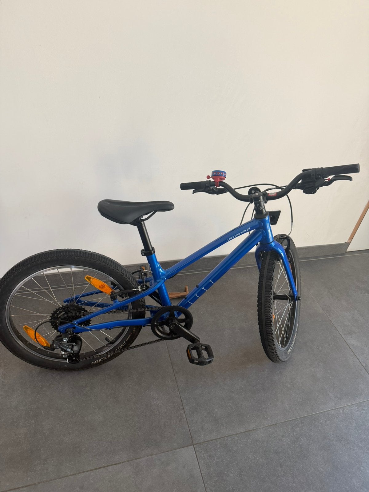 Specialized Jett 20 – Kinderfietsp, Fietsen en Brommers, Ophalen, Zo goed als nieuw, Aluminium