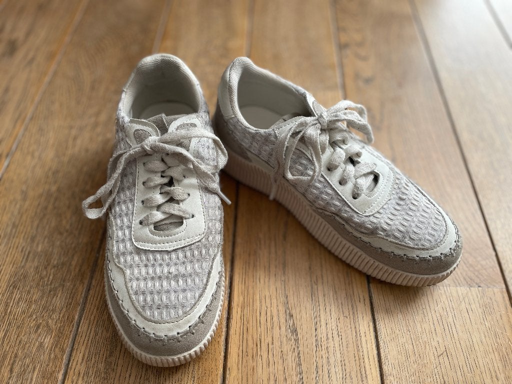 SneakerTamaris taille 37, Kinderen en Baby's, Kinderkleding | Schoenen en Sokken, Ophalen, Meisje, Zo goed als nieuw, Tamaris