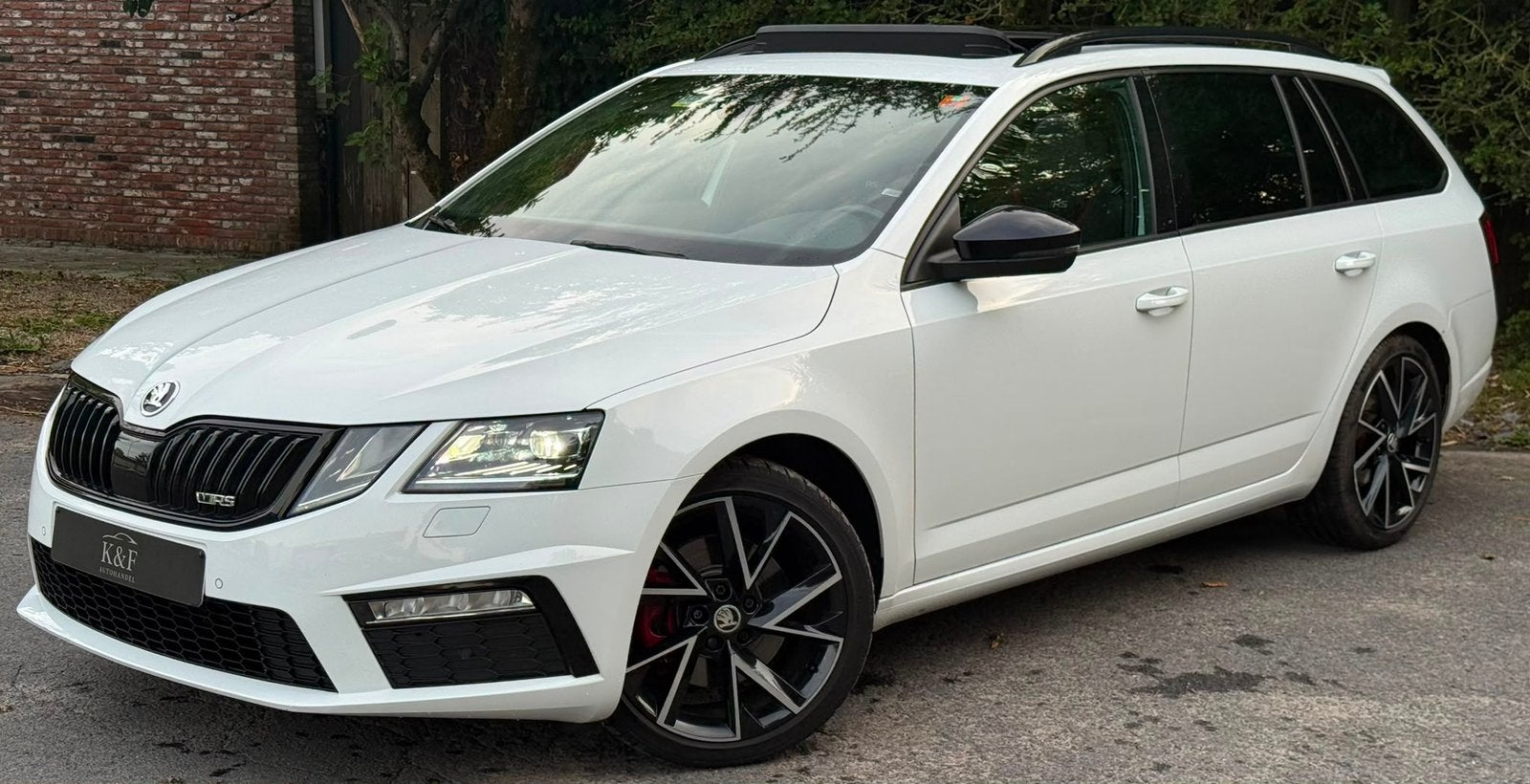 SKODA OCTAVIA VRS 2.0 TDI DSG 4x4 184pk Full Optie, Auto's, Automaat, 4 cilinders, 2000 kg, https://public.car-pass.be/vhr/5cc775c9-6f50-4daa-af22-009c9a3abf20