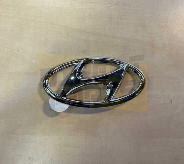 Hyundai i10 (3/20-6/23) embleem logo ''Hyundai'' achterzijde, -, -, Nieuw, Ophalen of Verzenden
