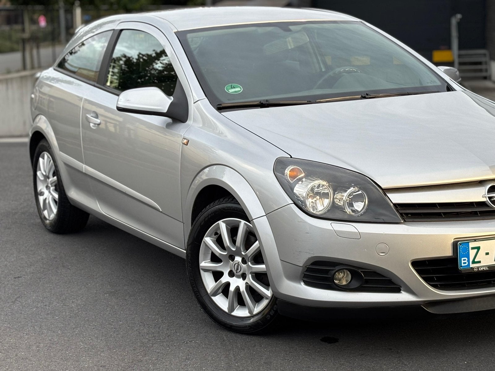Opel astra GTC 1.6, Auto's, Opel, 158 g/km, 4 cilinders, Bedrijf, ABS