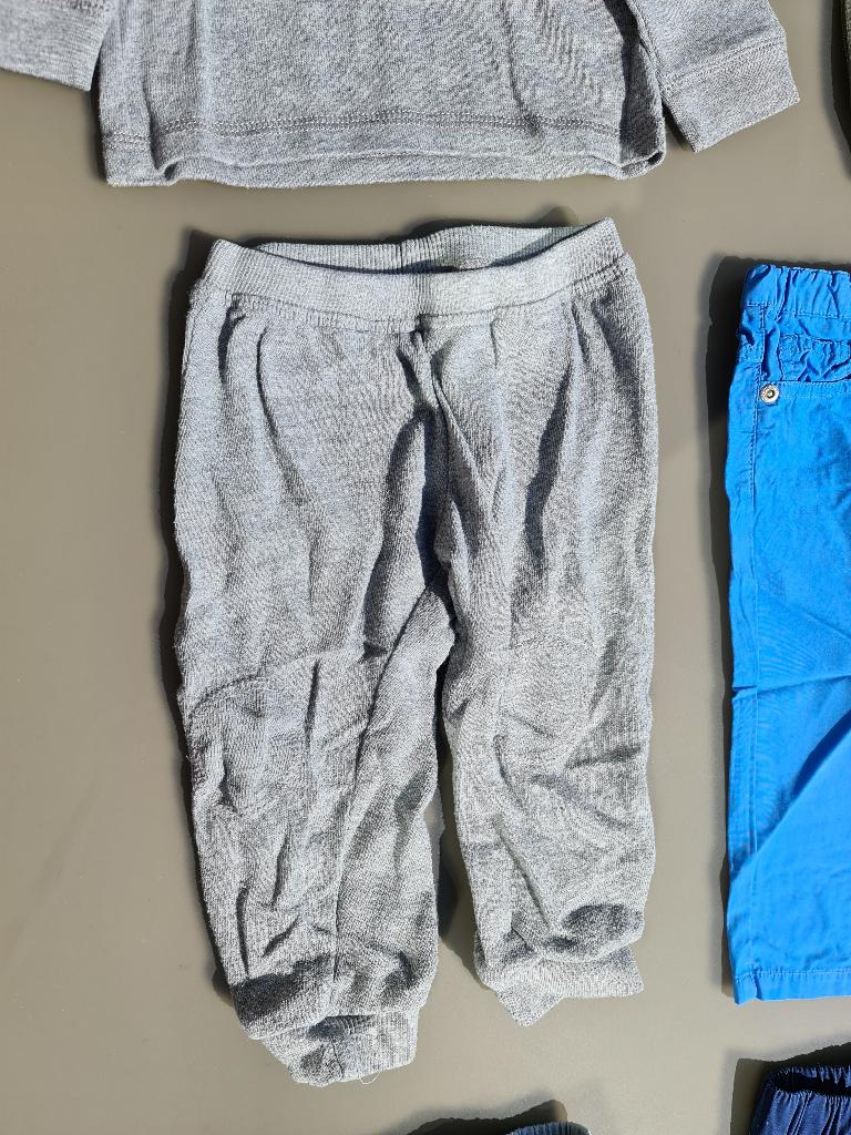 grijze jogging broek 86cm, Kinderen en Baby's, Babykleding | Maat 86, Ophalen, Zo goed als nieuw