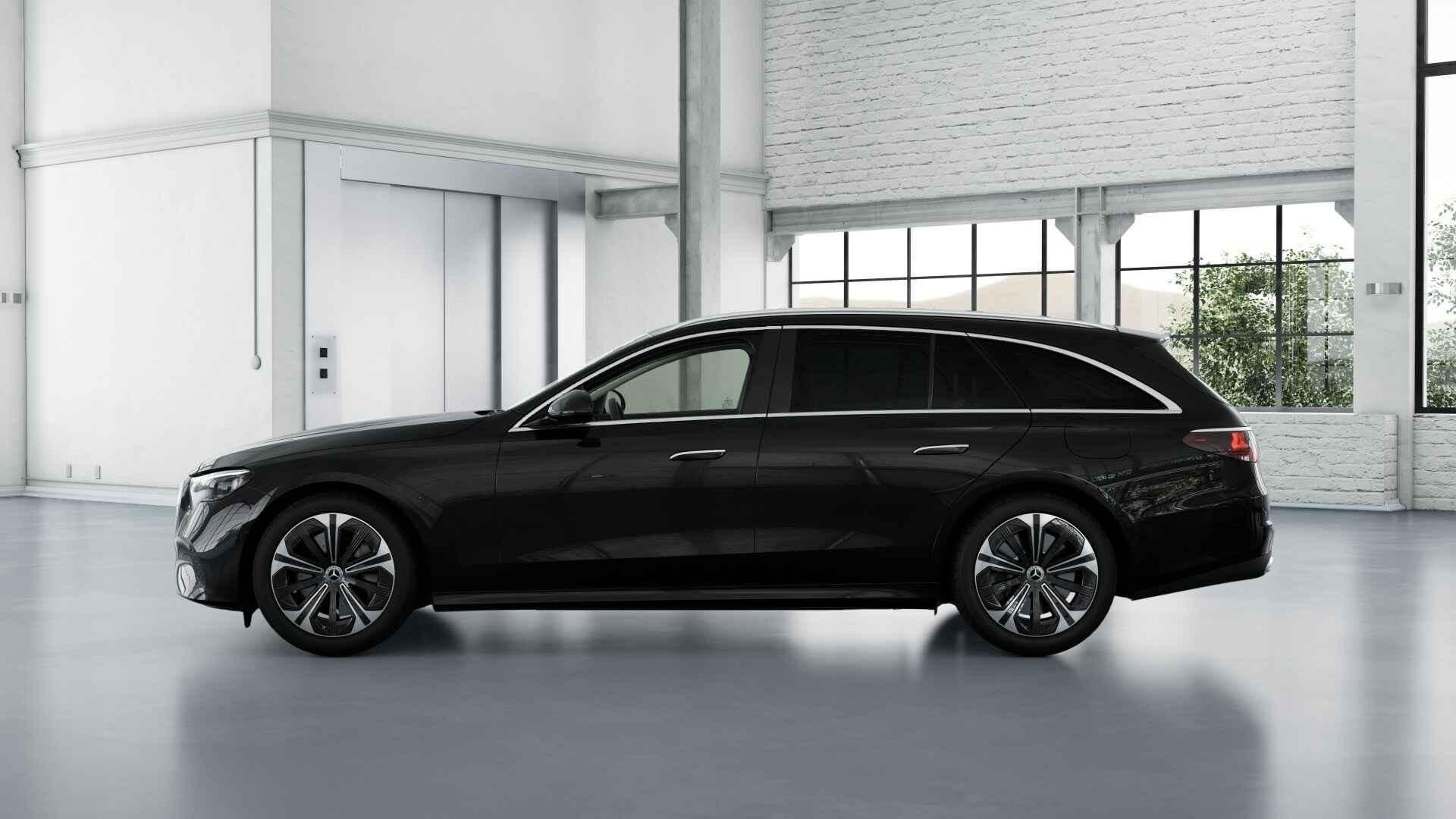 Mercedes-Benz E-klasse 300 DE Break Luxury Line | Distronic, Auto's, Automaat, Gebruikt, Zwart, 4 cilinders