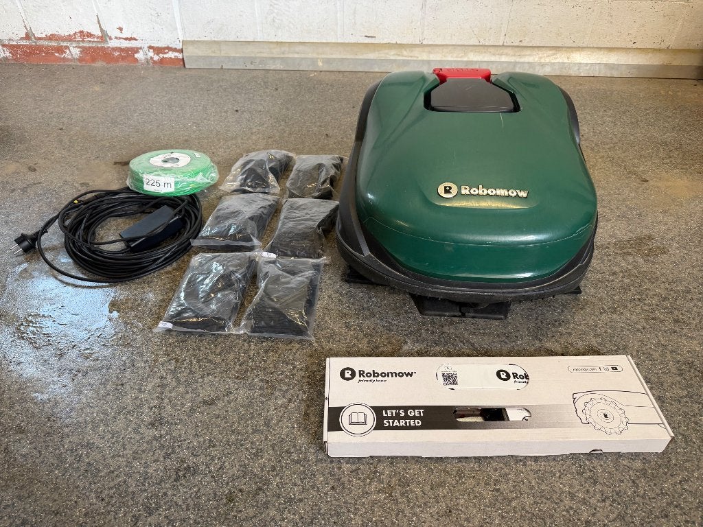 Robomow rk1000 encore 2 ans garantie, Comme neuf, Robomow, 20 à 25 cm, Enlèvement