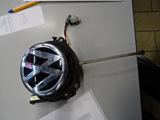 POIGNEE COFFRE / HAYON ARRIERE Golf VII (AUA) (5G0827469E), Utilisé, Volkswagen