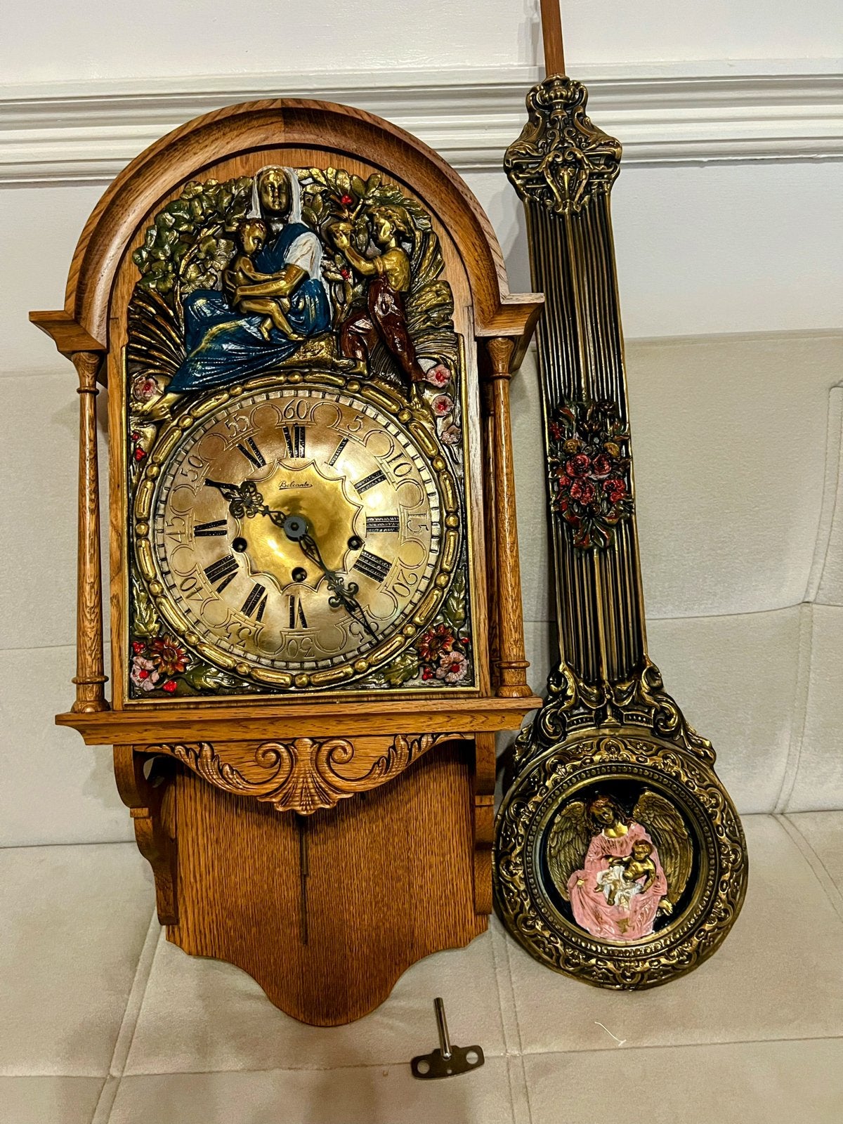 Horloge Ancienne, Enlèvement