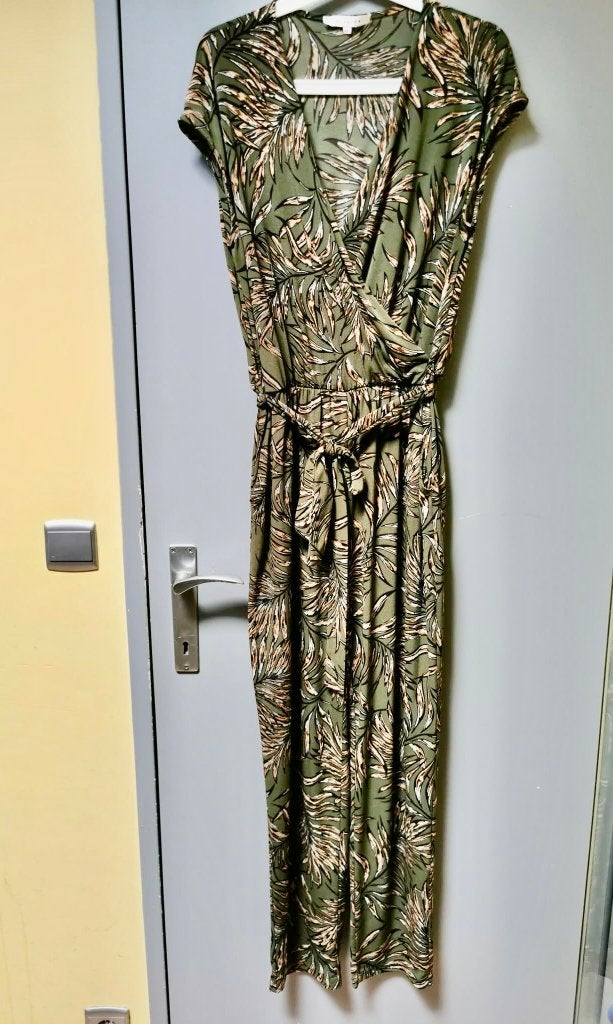 Jumpsuit - LOLA & LIZA - maat 44, Kleding | Dames, Jumpsuits, Lola & Liza, Maat 42/44 (L), Ophalen of Verzenden, Zo goed als nieuw