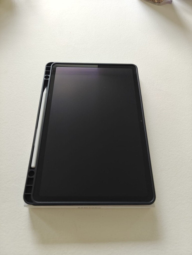 Samsung Galaxy tab s11 11inch 256GB gray + tri-fold cover, Ophalen, Zo goed als nieuw