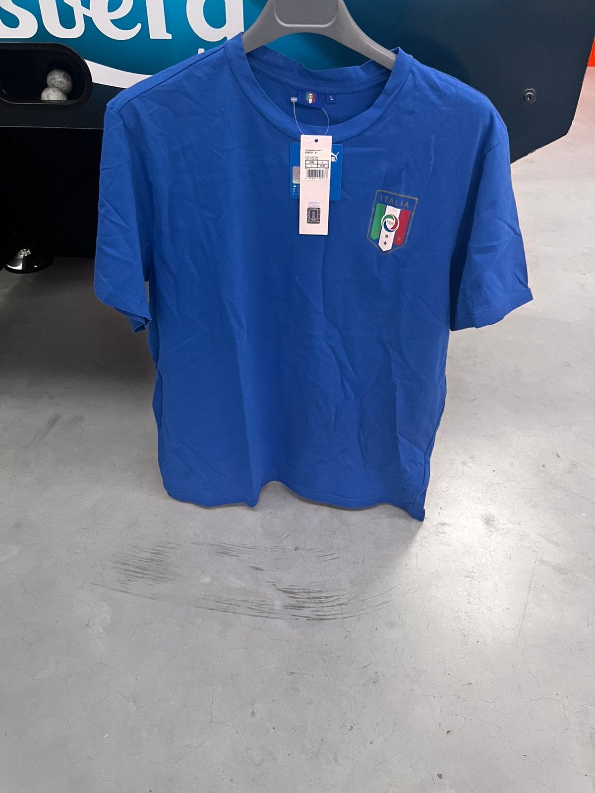 T-shirt Puma taille L Italie, Enlèvement ou Envoi, Comme neuf