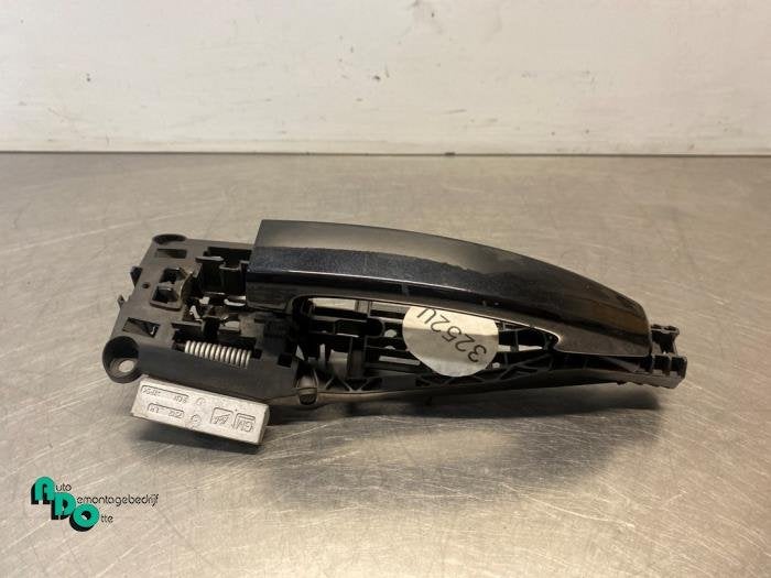 Poignée portière 4portes avant gauche d'un Chevrolet Aveo, -, 3 mois de garantie, Utilisé, -