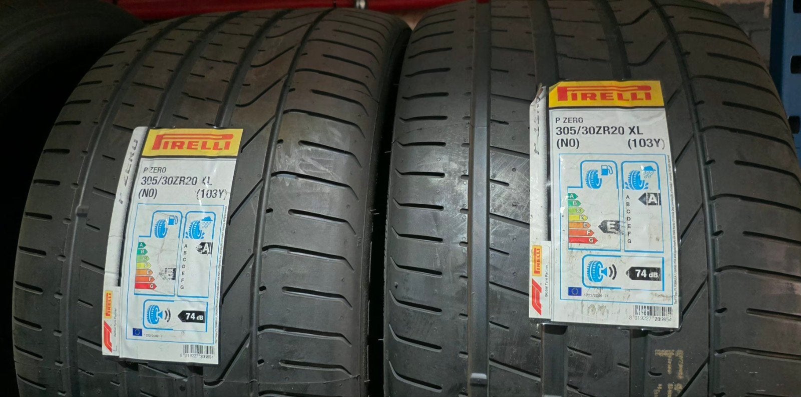 305/30/20 103Y Pirelli Pzero NON, Enlèvement, Pneu(s)