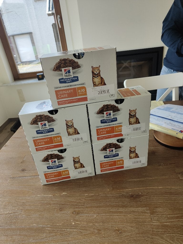 5 dozen Kattenvoeding hill's urinary care c/d, Animaux & Accessoires, Enlèvement, Chat